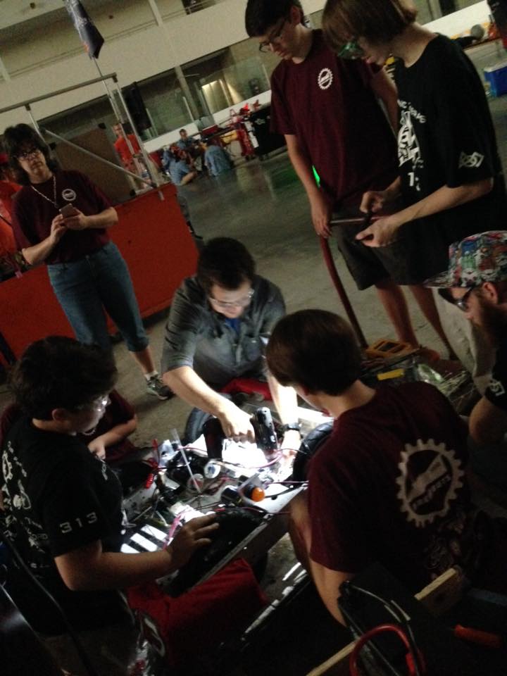 Dreadbots help team 313 with wiring their robot